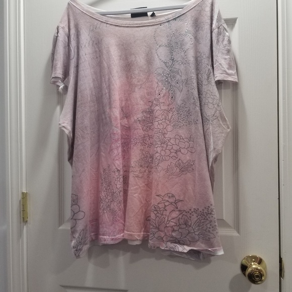 Avenue Tops - Avenue Pretty Pastel Floral Top 30/32